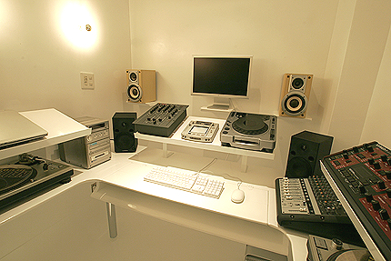 mx[V@b@SPACE CAPSULE -x]Studio-